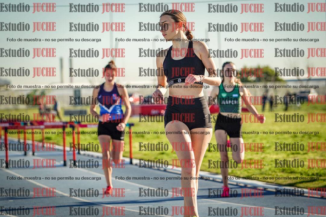 Fotos de los 100 m con vallas de mujeres