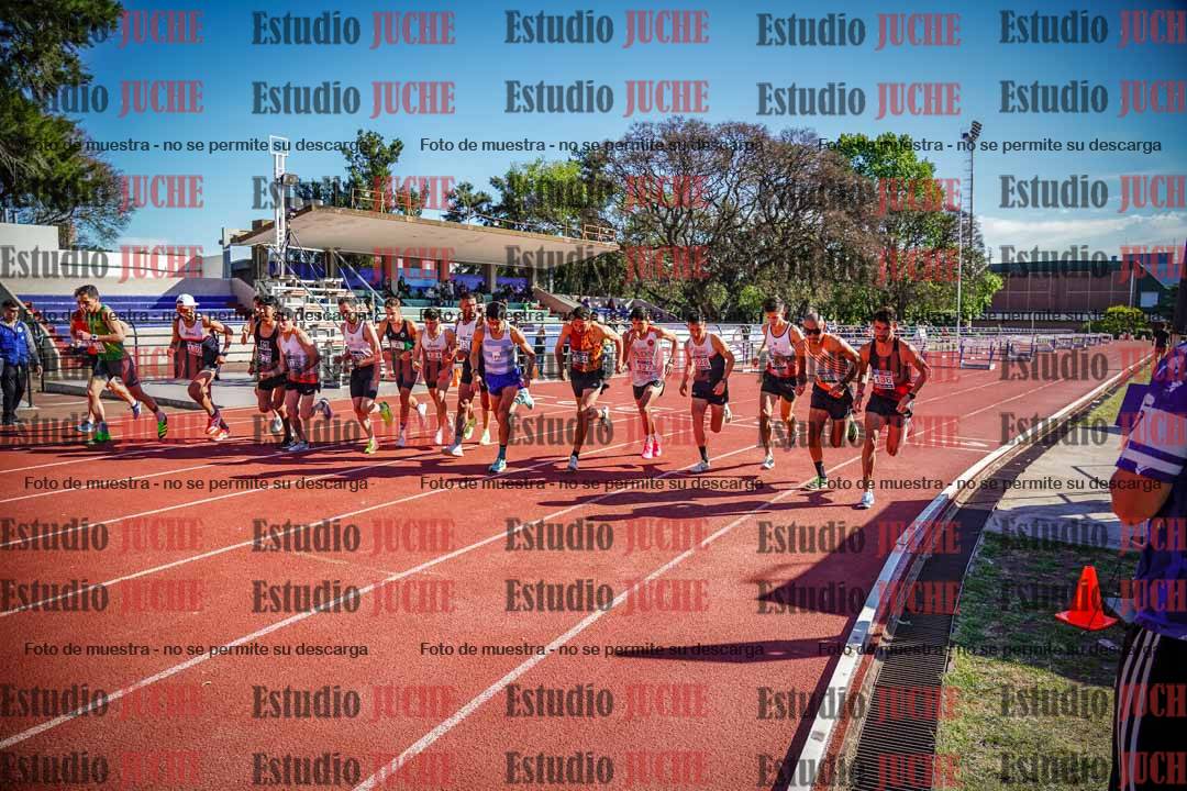 Fotos de los 10.000 m de varones - serie 1