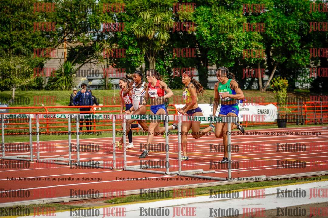 Fotos de los 100 m con vallas de mujeres