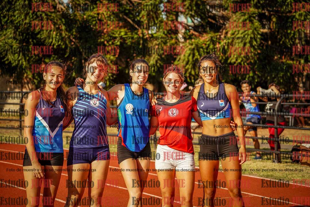 Fotos de algunos podios y extras del torneo