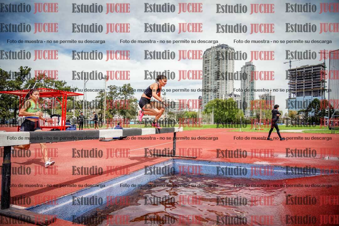 Fotos de los 2000 m con obstáculos de mujeres