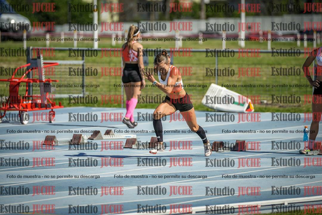 Fotos de los 100 m con vallas de mujeres