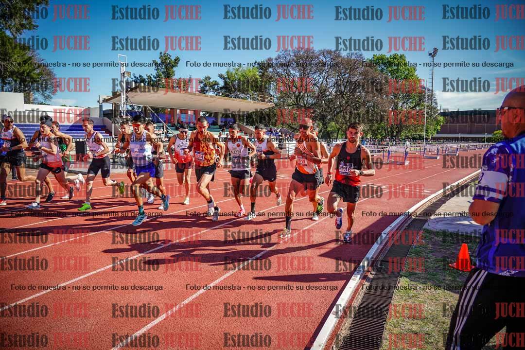Fotos de los 10.000 m de varones - serie 1
