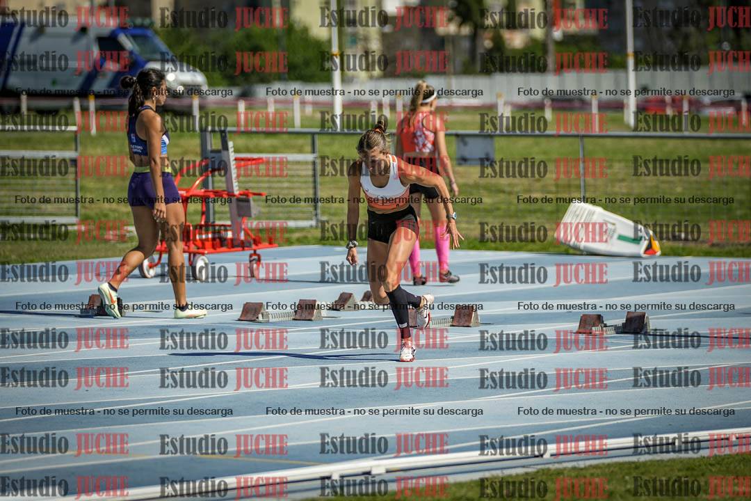 Fotos de los 100 m con vallas de mujeres