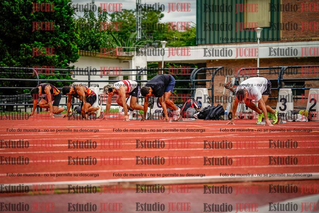 Fotos de los 110 m con vallas de varones - decatlón 6