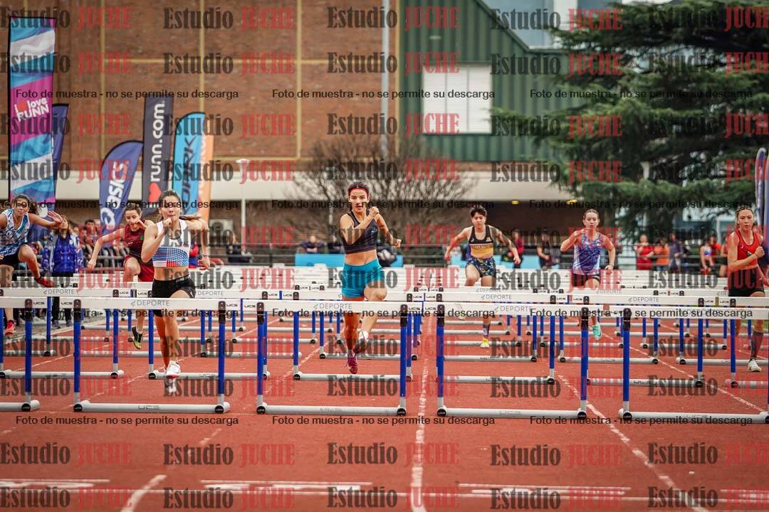 Fotos de los 100 m con vallas de mujeres
