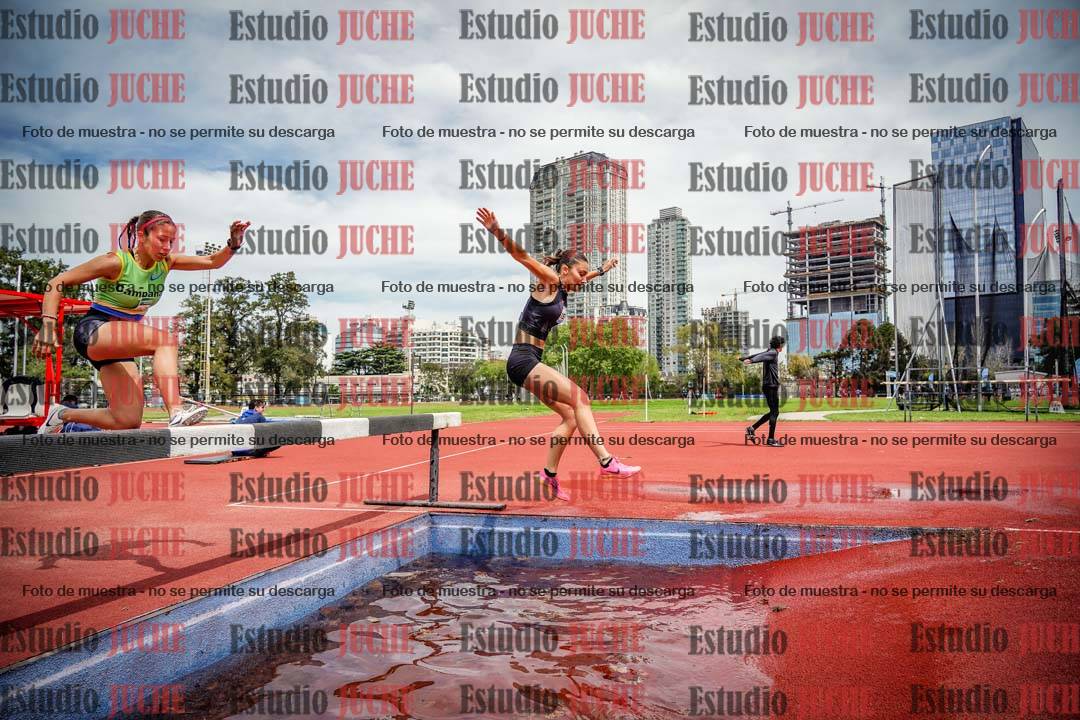 Fotos de los 2000 m con obstáculos de mujeres