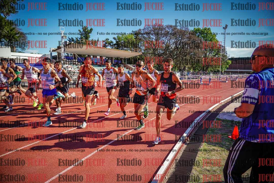 Fotos de los 10.000 m de varones - serie 1
