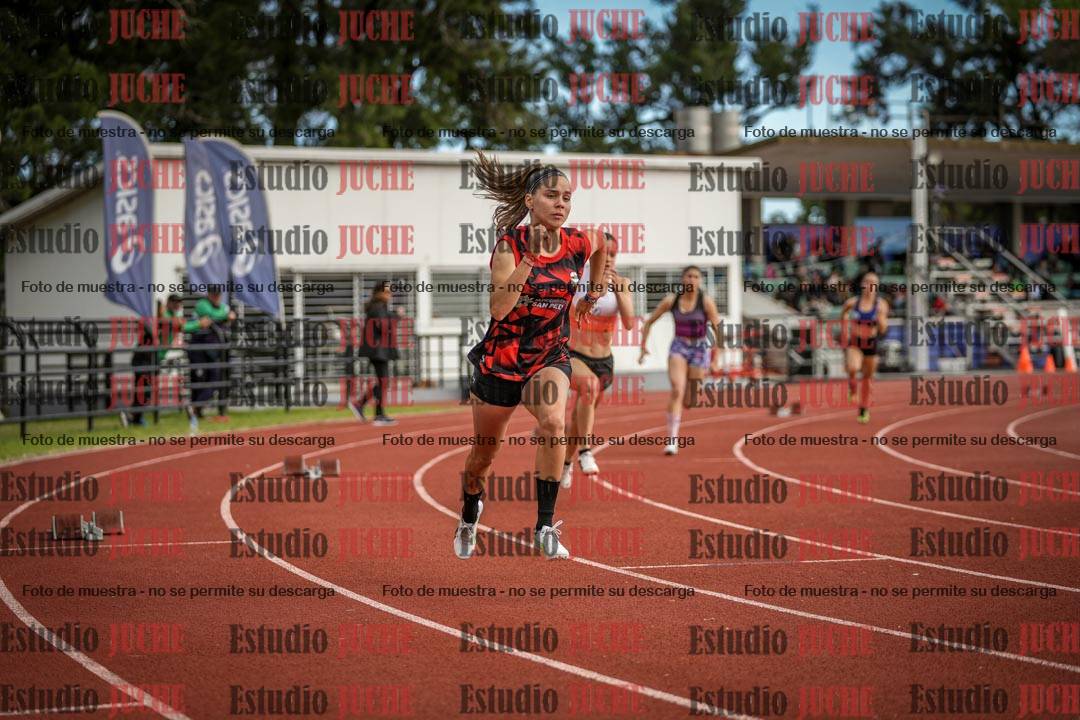 Fotos de los 400 m con vallas de mujeres