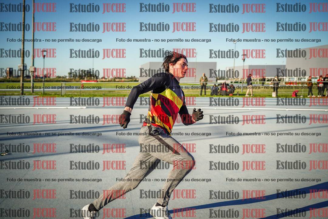 Fotos del salto en alto de varones