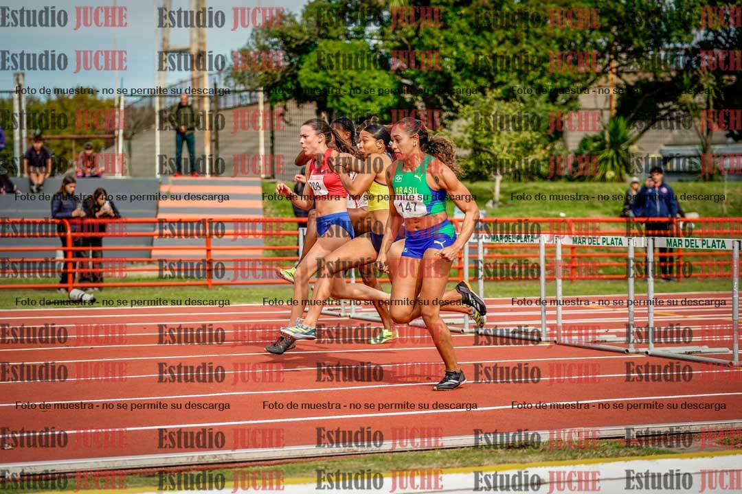 Fotos de los 100 m con vallas de mujeres