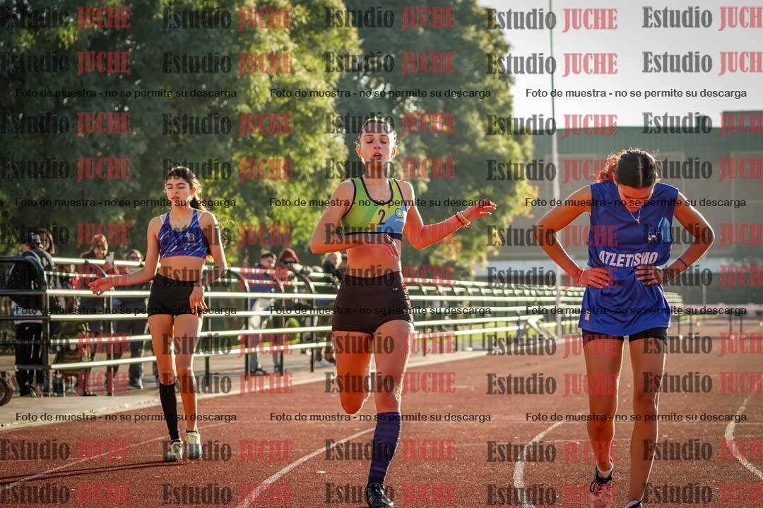 Fotos de los 295 m con vallas de mujeres