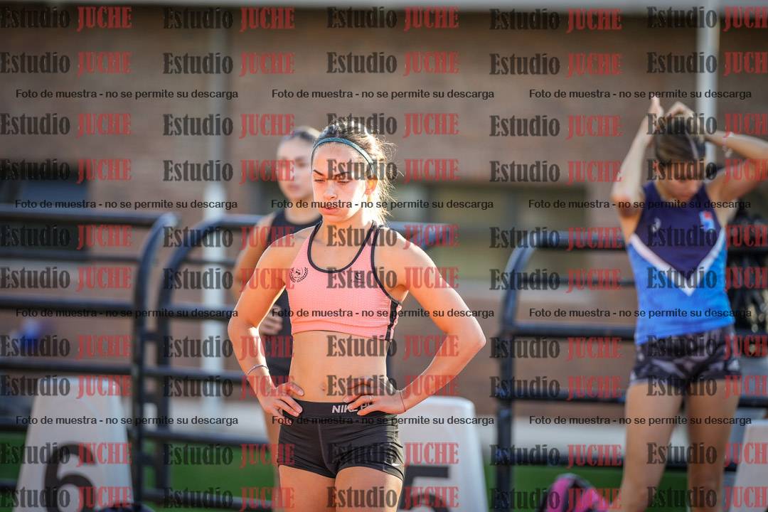 Fotos de los 100 m con vallas de mujeres