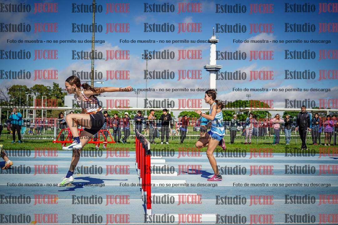 Fotos de los 80 m con vallas de mujeres