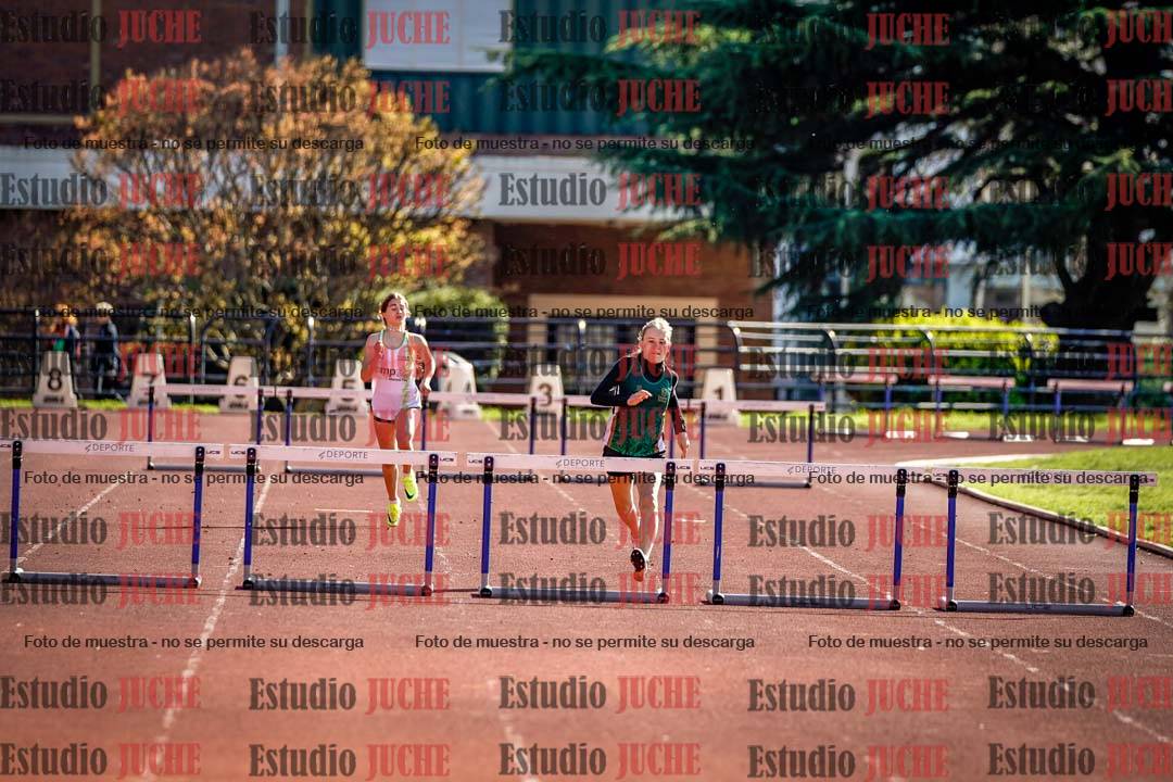 Fotos de los 295 m con vallas de mujeres