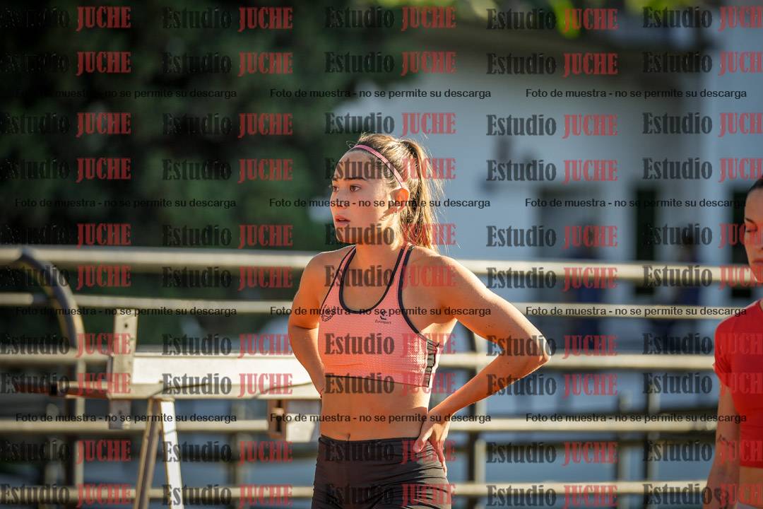 Fotos de los 100 m con vallas de mujeres