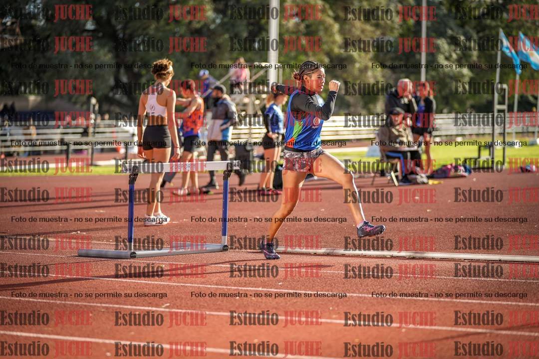 Fotos de los 400 m con vallas de mujeres