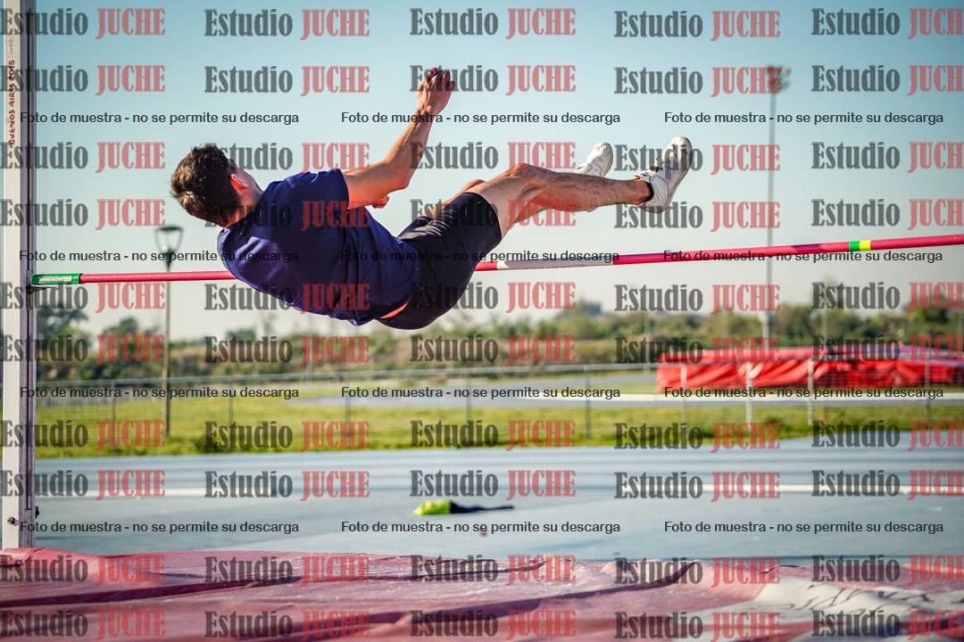 Fotos del salto en alto de varones