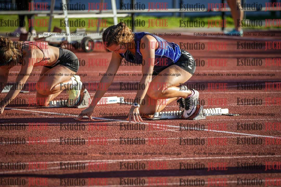 Fotos de los 100 m con vallas de mujeres