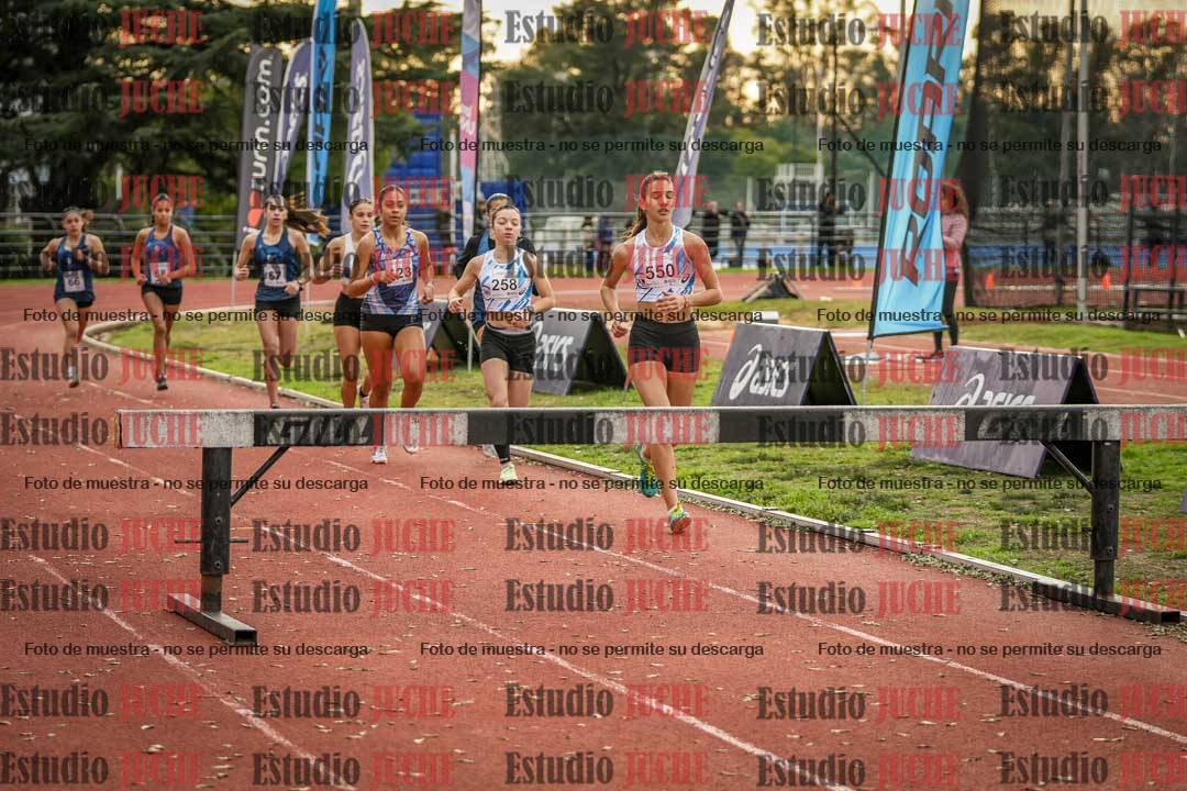 Fotos de los 2000 m con obstáculos de mujeres