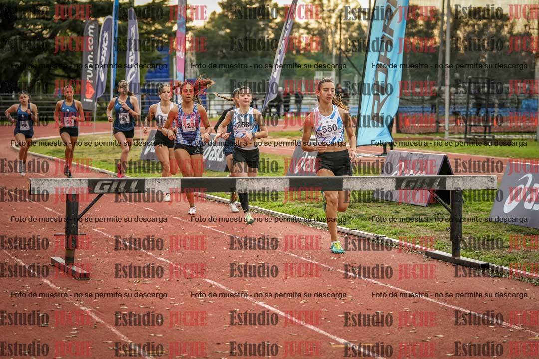 Fotos de los 2000 m con obstáculos de mujeres