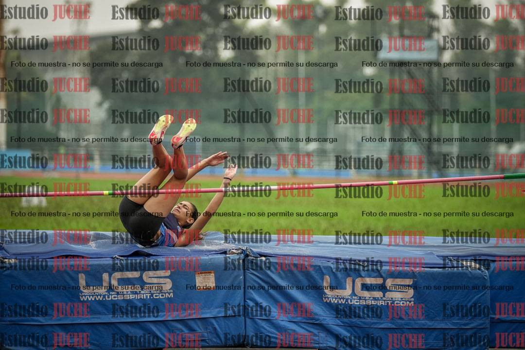 Fotos del salto en alto - grupo 1