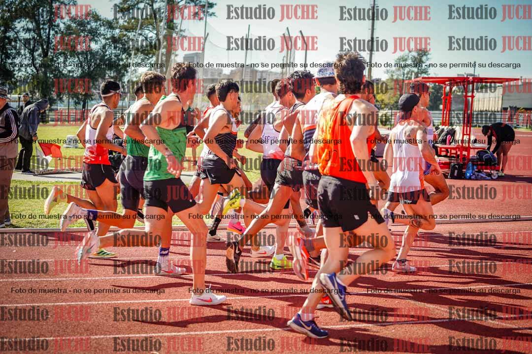 Fotos de los 10.000 m de varones - serie 1