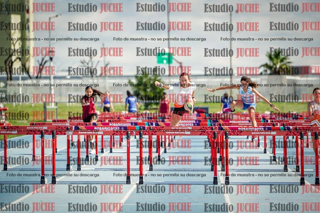 Fotos de los 80 m con vallas de mujeres