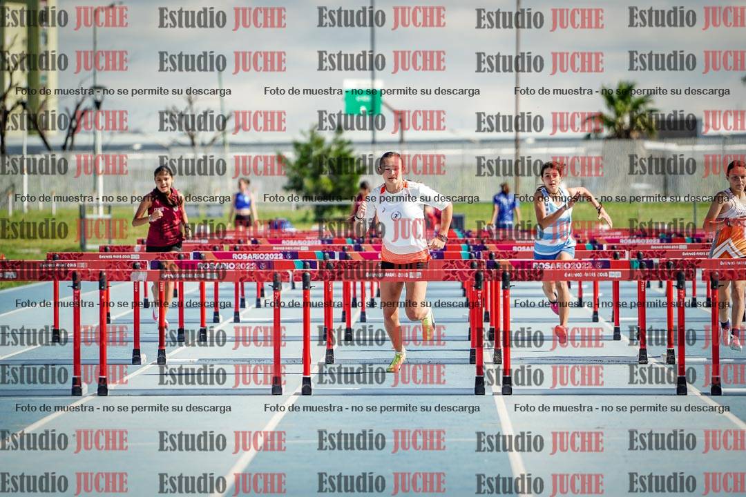 Fotos de los 80 m con vallas de mujeres