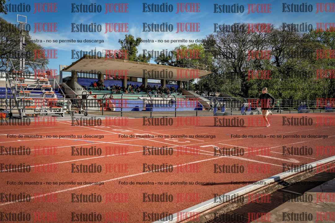 Fotos de los 295 m con vallas de mujeres