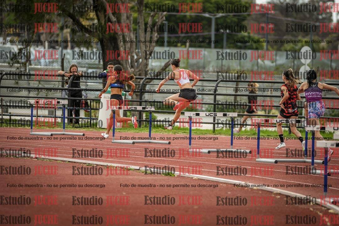 Fotos de los 400 m con vallas de mujeres