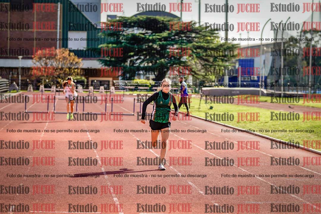 Fotos de los 295 m con vallas de mujeres