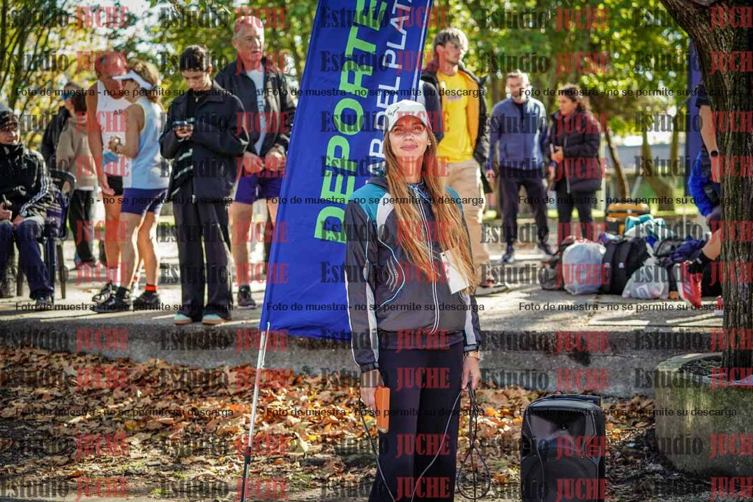 Fotos de algunos extras y podios del día 2
