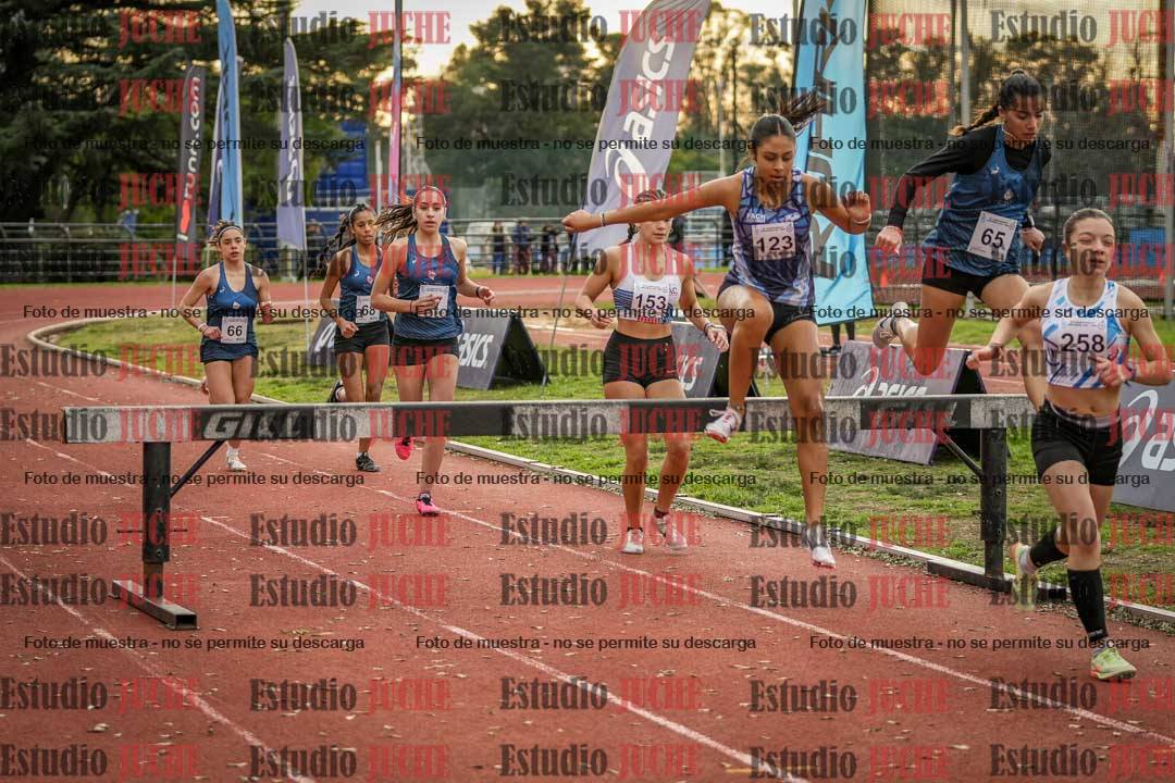 Fotos de los 2000 m con obstáculos de mujeres
