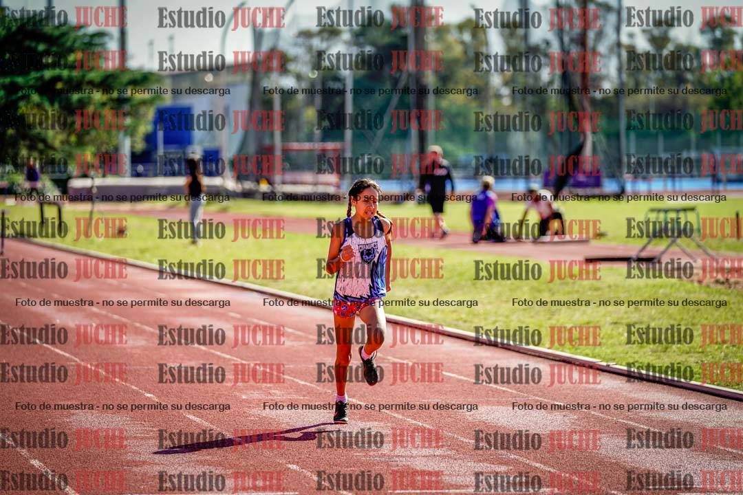 Fotos de los 295 m con vallas de mujeres