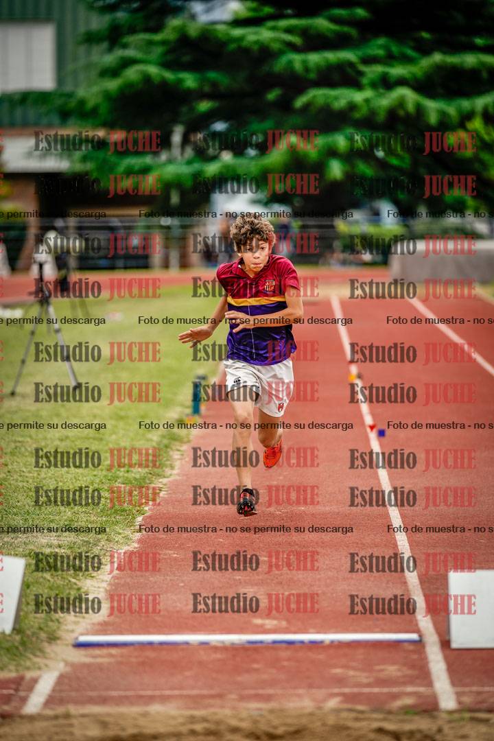 Fotos del salto en largo de varones - U14