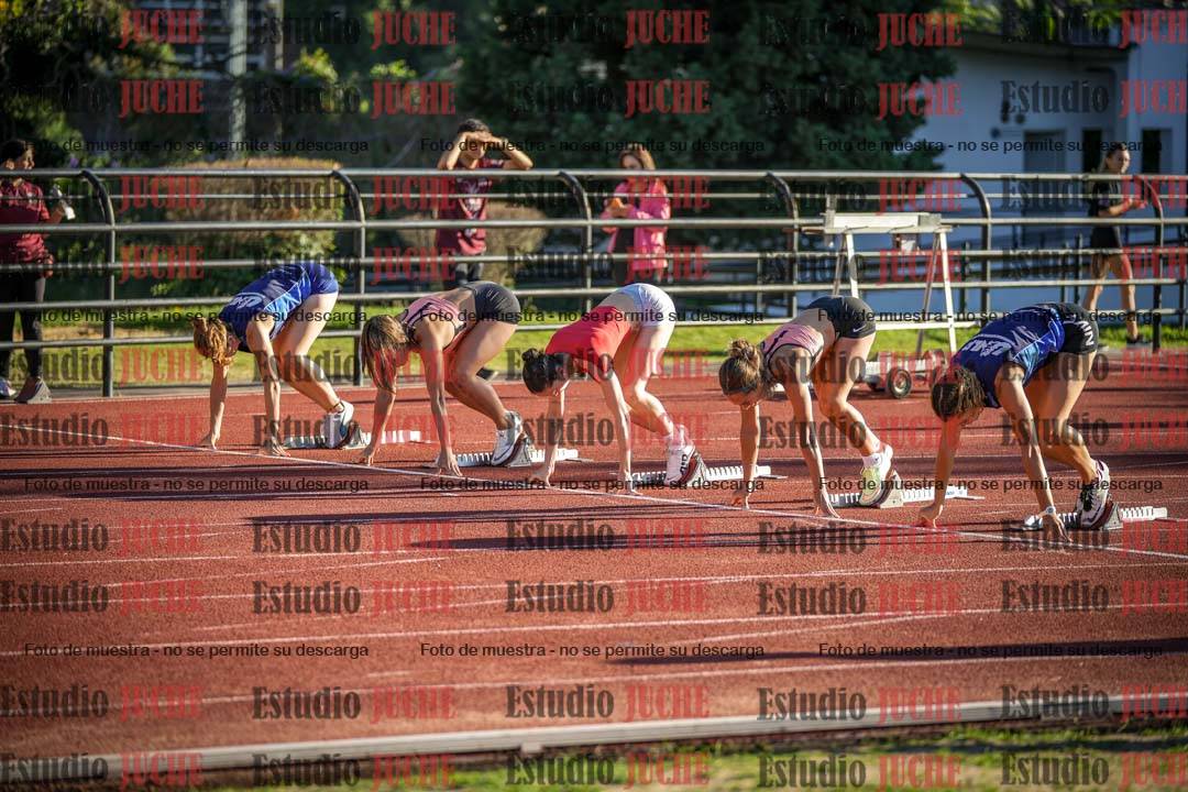 Fotos de los 100 m con vallas de mujeres
