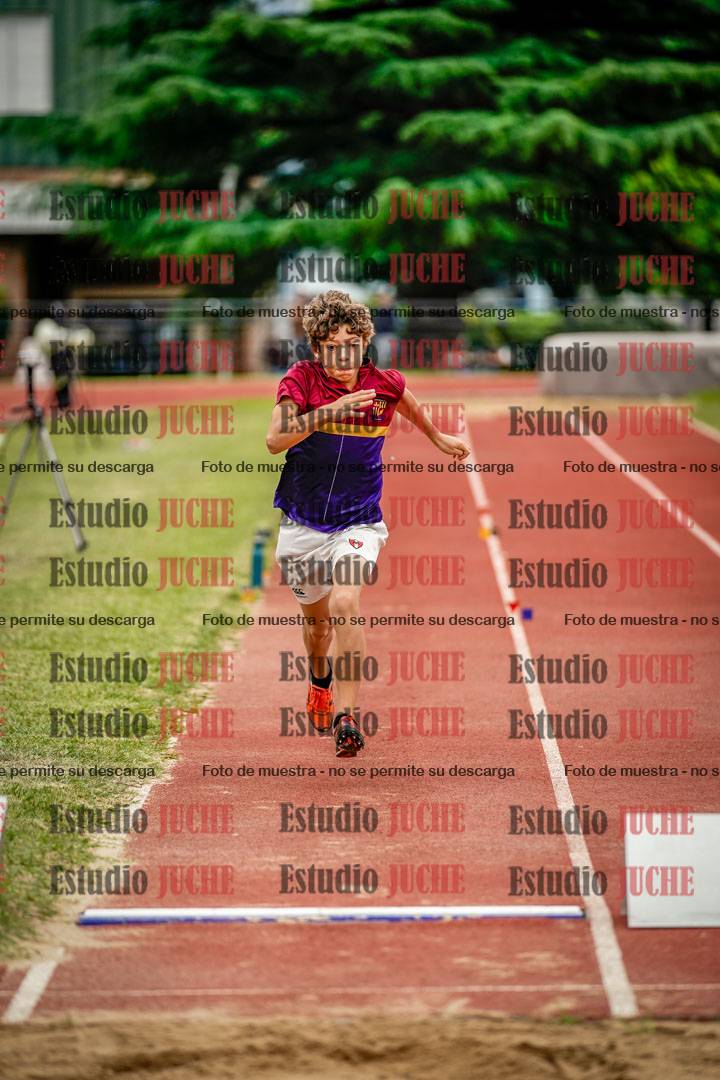 Fotos del salto en largo de varones - U14