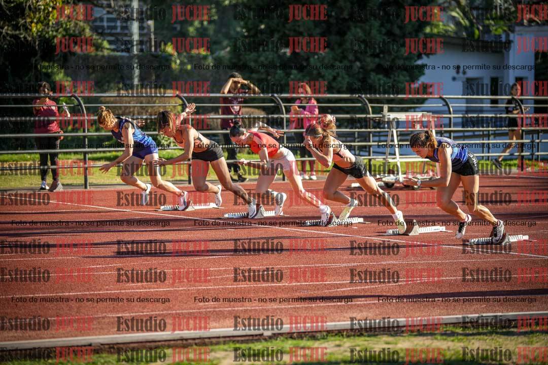 Fotos de los 100 m con vallas de mujeres