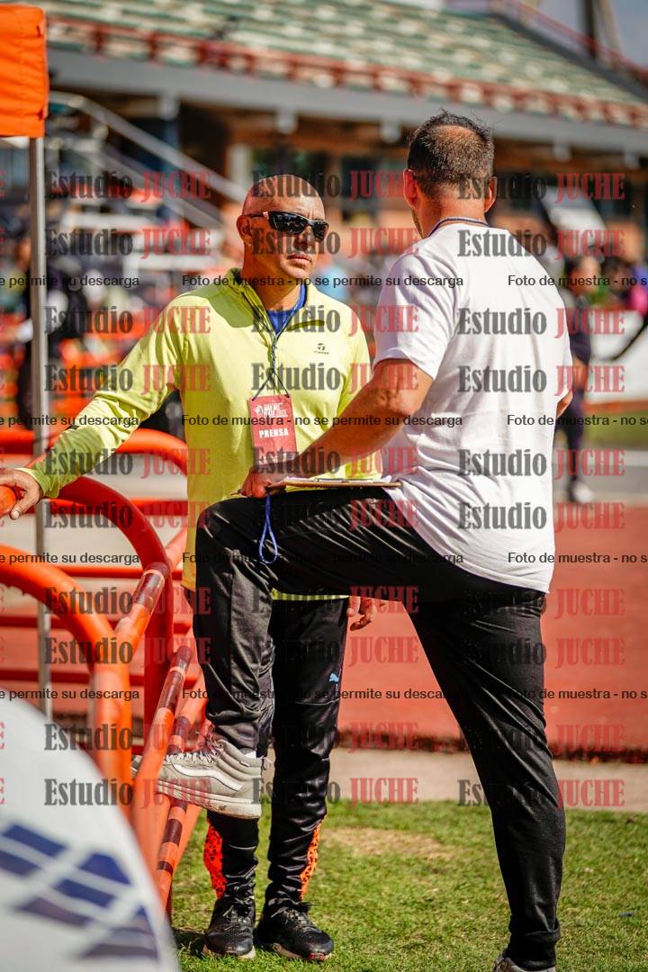 Fotos de algunos extras y podios del día 1