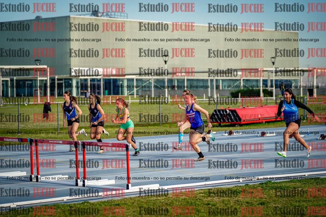 Fotos de los 100 m con vallas de mujeres