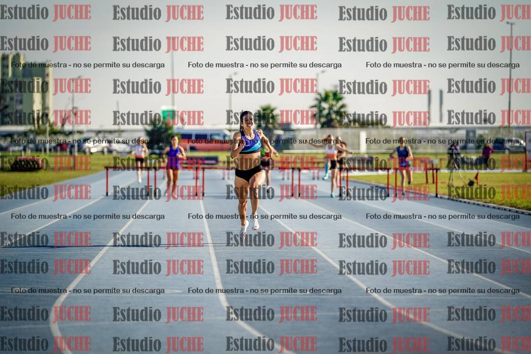 Fotos de los 400 m con vallas de mujeres