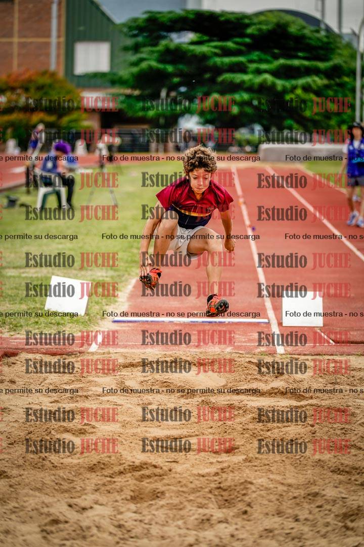 Fotos del salto en largo de varones - U14