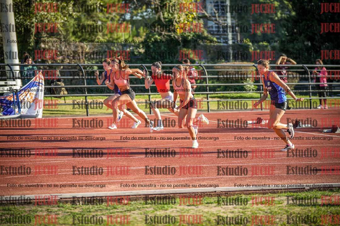 Fotos de los 100 m con vallas de mujeres