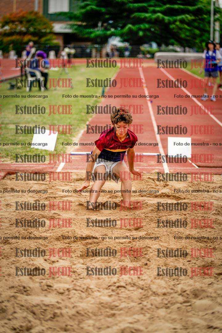 Fotos del salto en largo de varones - U14