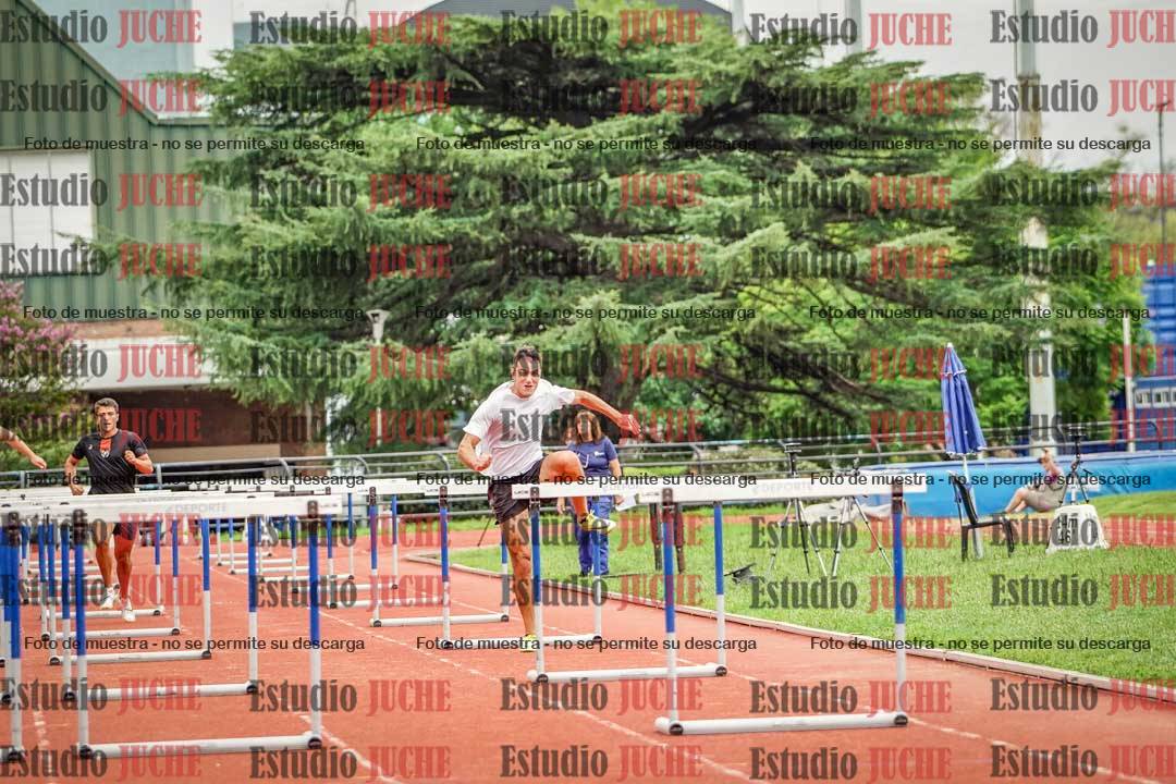 Fotos de los 110 m con vallas de varones - decatlón 6