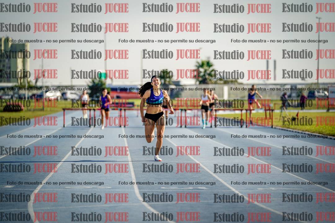 Fotos de los 400 m con vallas de mujeres
