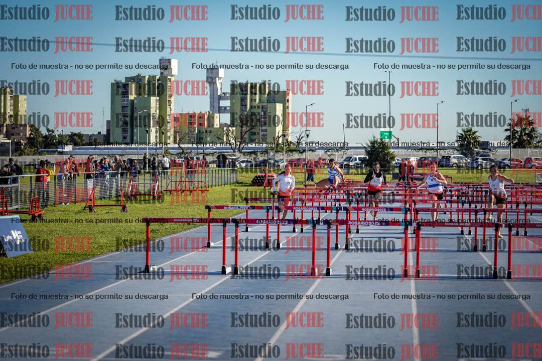 Fotos de los 80 m con vallas de mujeres