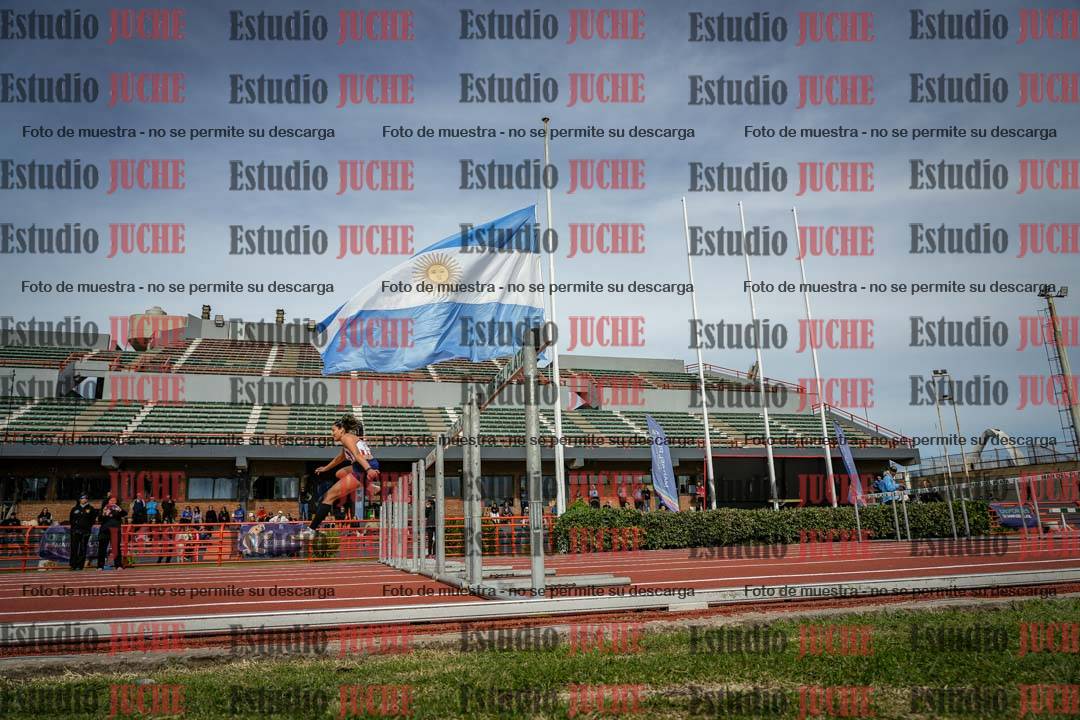 Fotos de los 100 m con vallas de mujeres