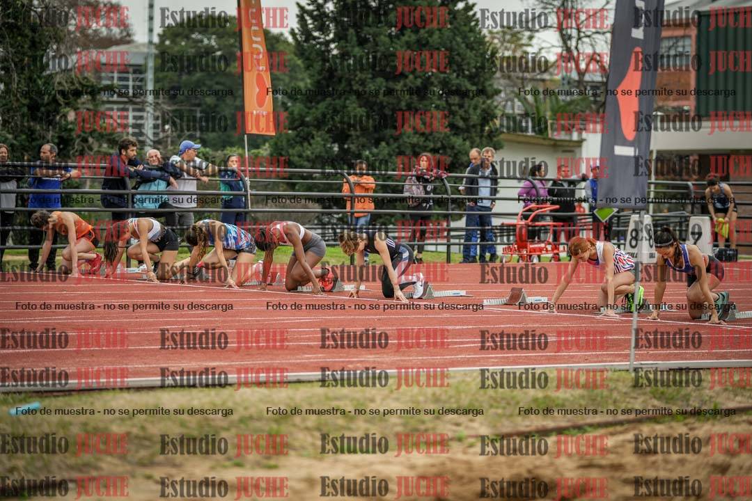 Fotos de los 100 m con vallas de mujeres